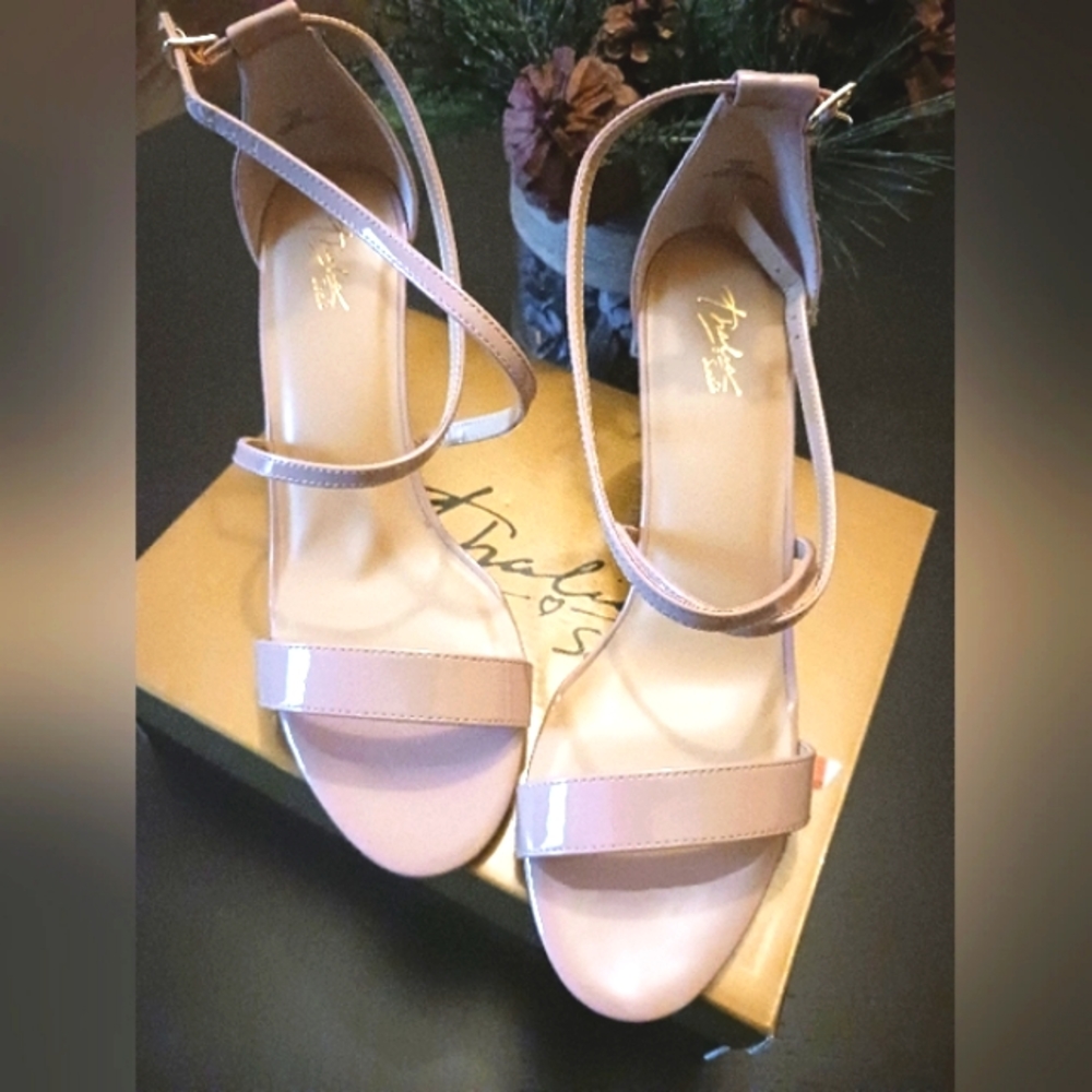 Thalia Nude Patent Leather Sandal